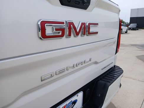 Used 2024 GMC Sierra 1500 Denali w/ Denali Reserve Package AWD/4WD image 10
