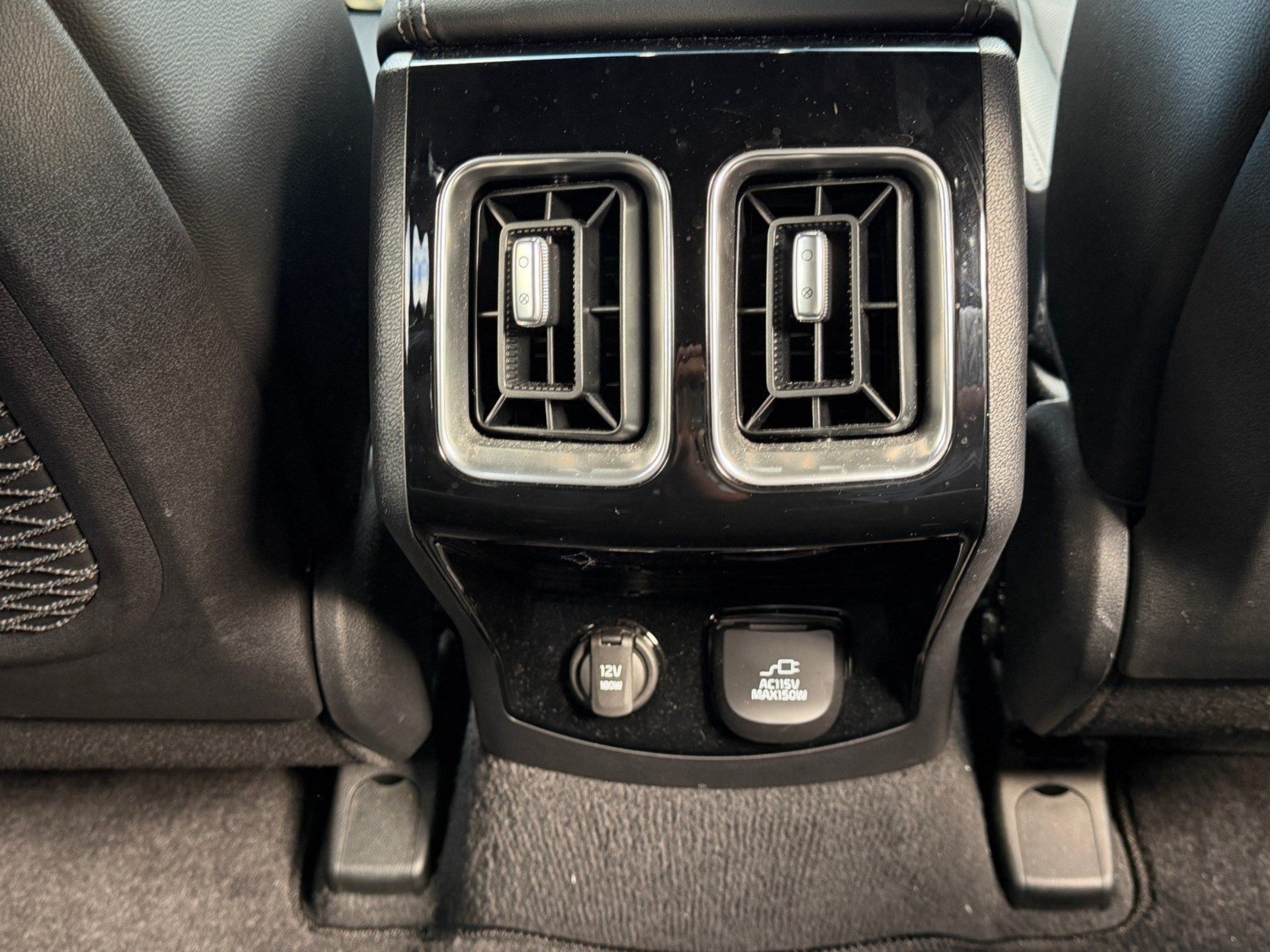 Used 2024 Kia Sorento SX Prestige AWD/4WD image 28