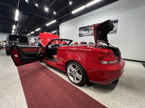 Used 2010 BMW 135i Convertible w/ Premium Pkg image 55