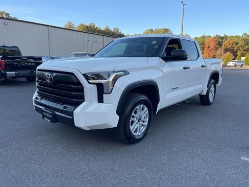 Used 2025 Toyota Tundra SR5 image 2