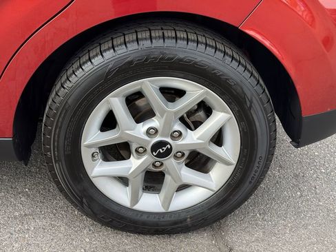 Used 2024 Kia Soul LX w/ Option Group 015 image 9