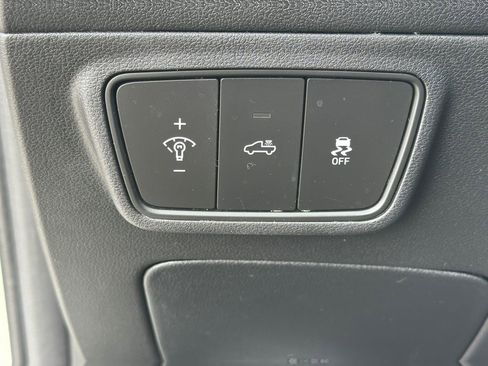 Used 2023 Hyundai Santa Cruz SEL Premium image 19