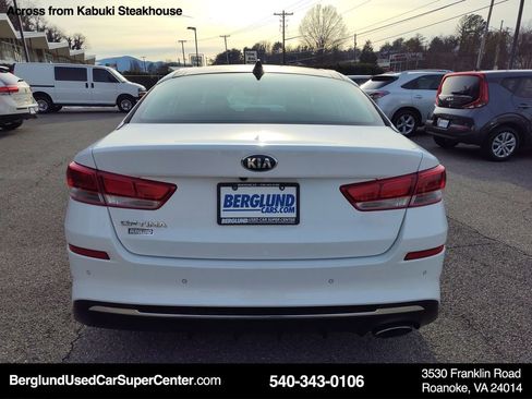 Used 2019 Kia Optima LX w/ LX Premium Package image 5