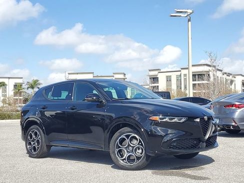 New 2025 Alfa Romeo Tonale AWD/4WD image 32