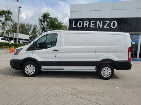 Used 2025 Ford Transit 250 Low Roof w/ Exterior Upgrade Package RWD image 8