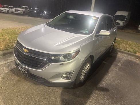 Used 2020 Chevrolet Equinox LT image 8