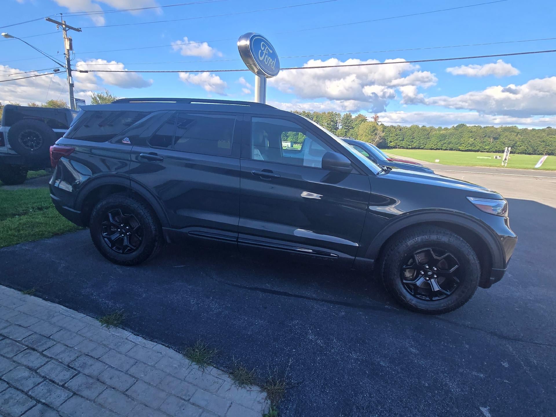 Used 2023 Ford Explorer Timberline AWD/4WD image 4