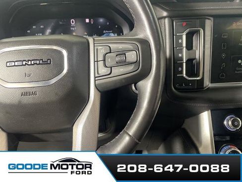Used 2023 GMC Yukon XL Denali w/ Denali Reserve Package image 13