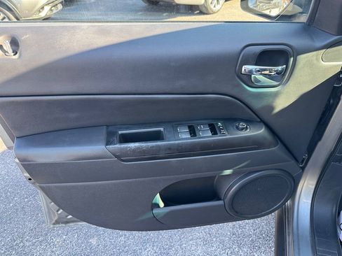Used 2012 Jeep Patriot Sport w/ PWR Value Group FWD image 12