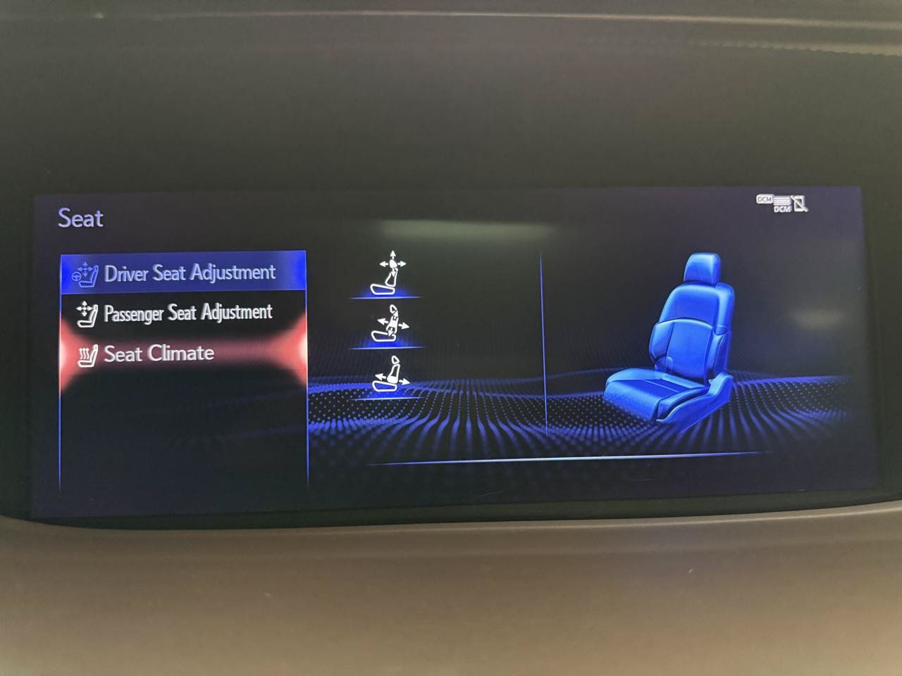 Used 2018 Lexus LS 500 w/ Accessory Package (Z2) RWD image 18