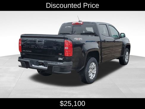 Used 2022 Chevrolet Colorado LT w/ Luxury Package image 3