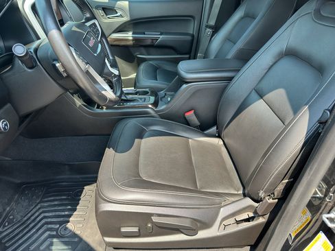 Used 2020 GMC Canyon SLT w/ Driver Alert Package AWD/4WD image 14