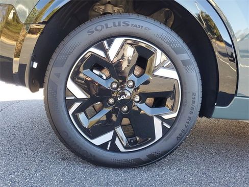 New 2025 Kia Niro Wind w/ Wind Preserve Package image 7