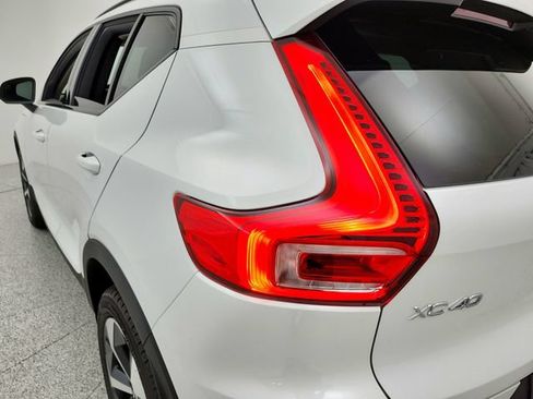 New 2026 Volvo XC40 B5 Plus w/ Protection Package Premier AWD/4WD image 27