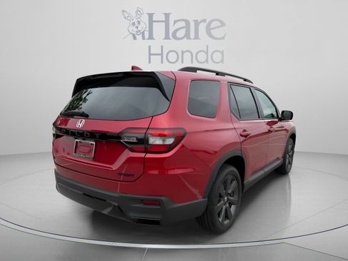 Used 2026 Honda Pilot Sport image 5
