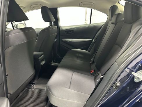 Used 2025 Toyota Corolla LE image 45