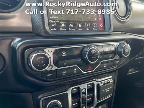 Used 2022 Jeep Wrangler Unlimited Sport image 14
