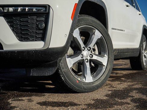 New 2026 Jeep Grand Cherokee L Limited image 6