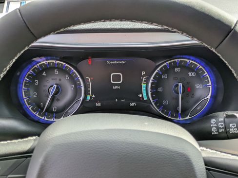 New 2026 Chrysler Pacifica Limited w/ S Appearance Package image 18