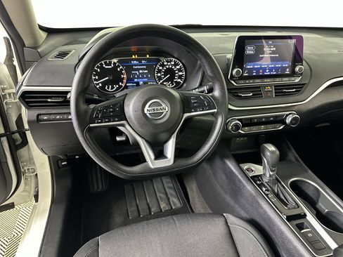 Used 2022 Nissan Altima 2.5 SV image 57