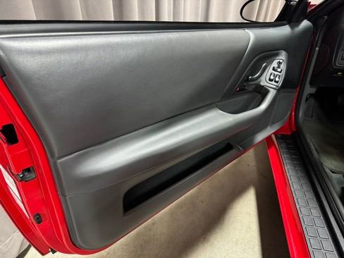 Used 1998 Chevrolet Camaro Z28 w/ Preferred Equipment Group 2 RWD image 11