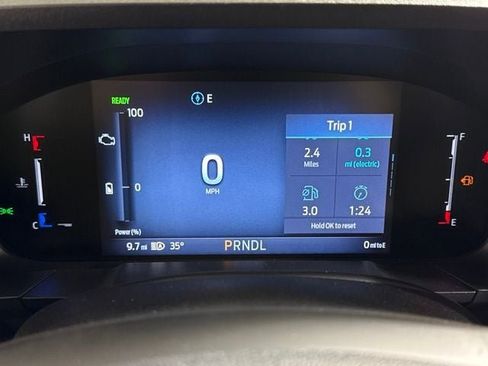 New 2026 Ford Maverick XLT w/ XLT Luxury Package FWD image 22
