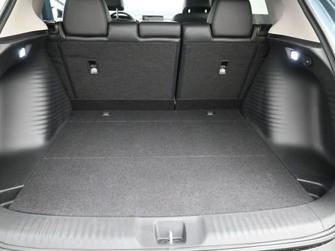 New 2026 Honda HR-V EX-L image 2