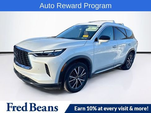 Used 2024 INFINITI QX60 Sensory w/ Vision Package image 3