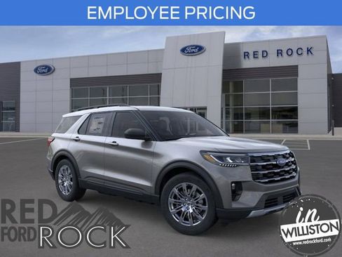 New 2026 Ford Explorer Active w/ Active Comfort Package AWD/4WD image 1