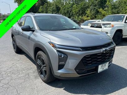Used 2025 Chevrolet Trax ACTIV w/ Sunroof Package