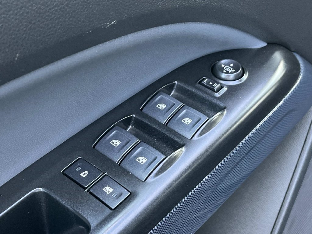 Used 2022 Chevrolet Colorado Z71 AWD/4WD image 26