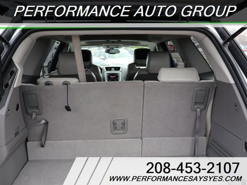 Used 2013 GMC Acadia SLT image 17