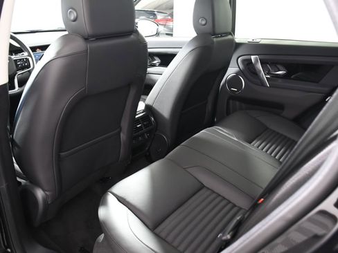 Certified 2025 Land Rover Discovery Sport Dynamic SE AWD/4WD image 27