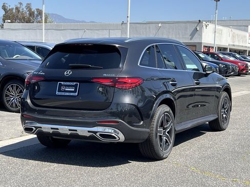 New 2025 Mercedes-Benz GLC 350e 4MATIC image 12
