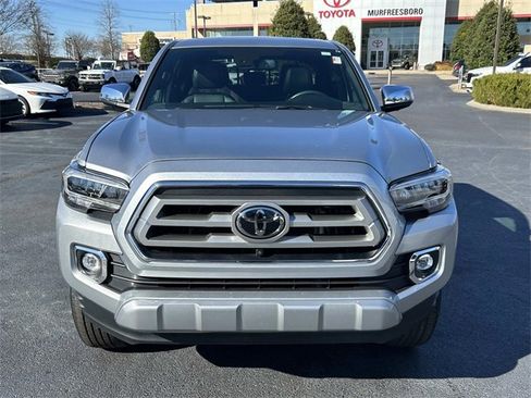 Used 2023 Toyota Tacoma Limited image 9