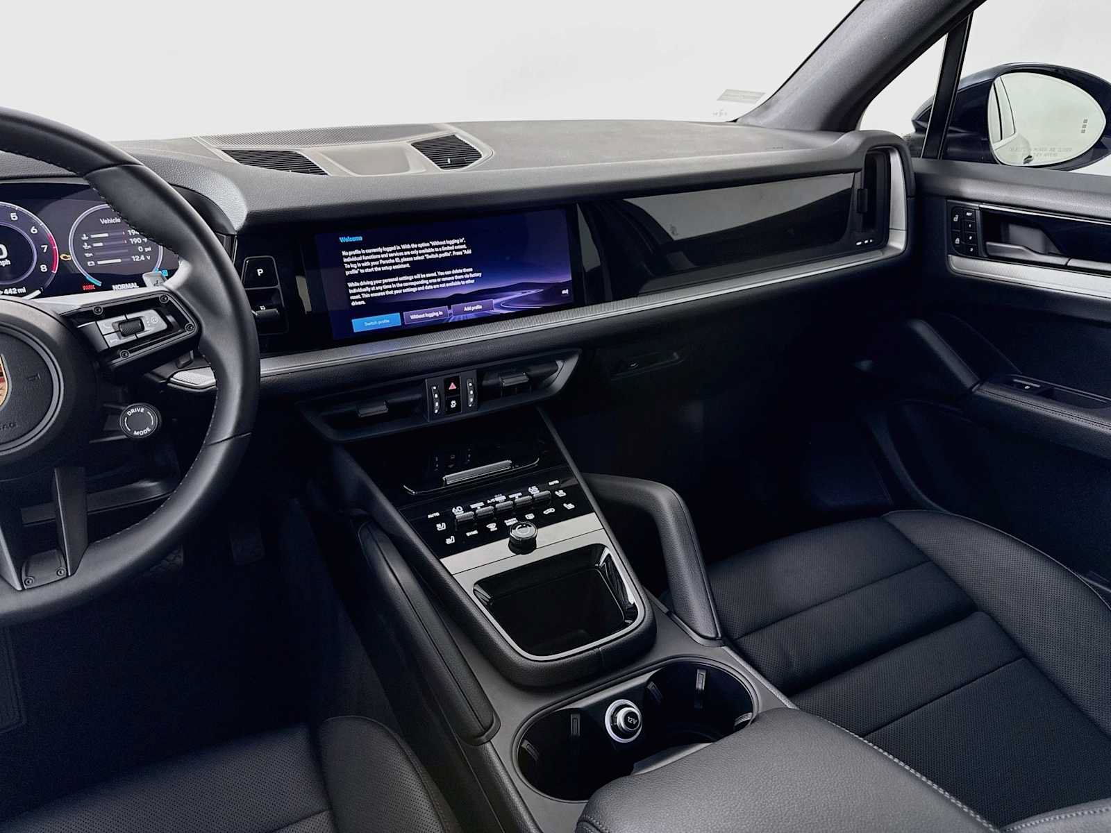 Certified 2026 Porsche Cayenne AWD/4WD image 25