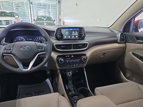 Used 2021 Hyundai Tucson SE FWD image 12