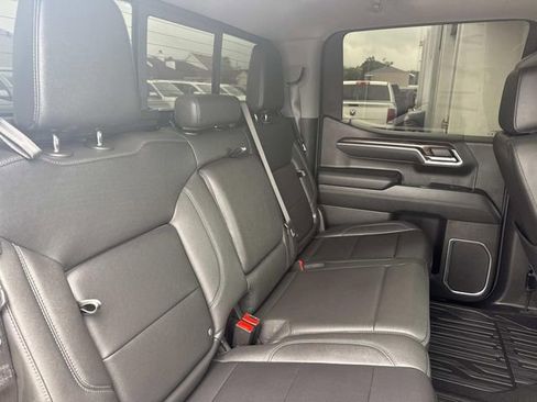 Used 2024 GMC Sierra 1500 SLT w/ SLT Premium Plus Package AWD/4WD image 12