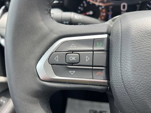 Used 2025 Jeep Compass Limited AWD/4WD image 16