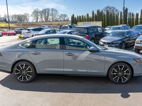 New 2026 Honda Accord Touring image 5