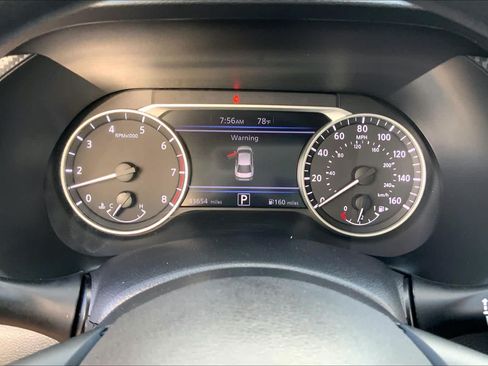 Used 2024 Nissan Sentra SV FWD image 25