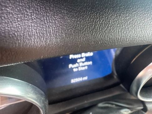 Used 2022 Jeep Wrangler Unlimited Sahara w/ LED Lighting Group AWD/4WD image 11