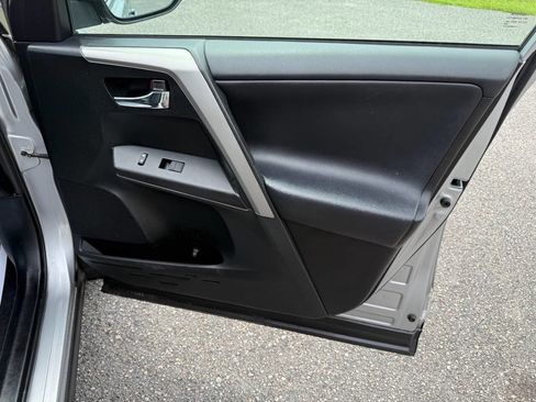 Used 2017 Toyota RAV4 XLE image 42