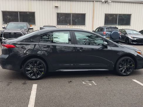 New 2026 Toyota Corolla SE image 9