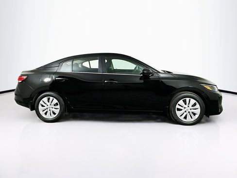 Used 2025 Nissan Sentra S image 10