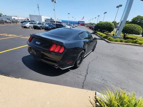 Used 2017 Ford Mustang GT Premium w/ GT Performance Package RWD image 16