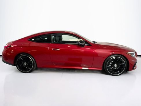 Used 2024 Mercedes-Benz CLE 450 4MATIC Coupe image 4