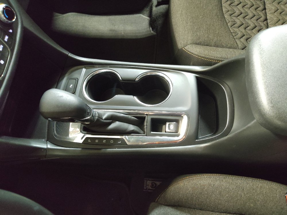 Used 2023 Chevrolet Equinox LT FWD image 26