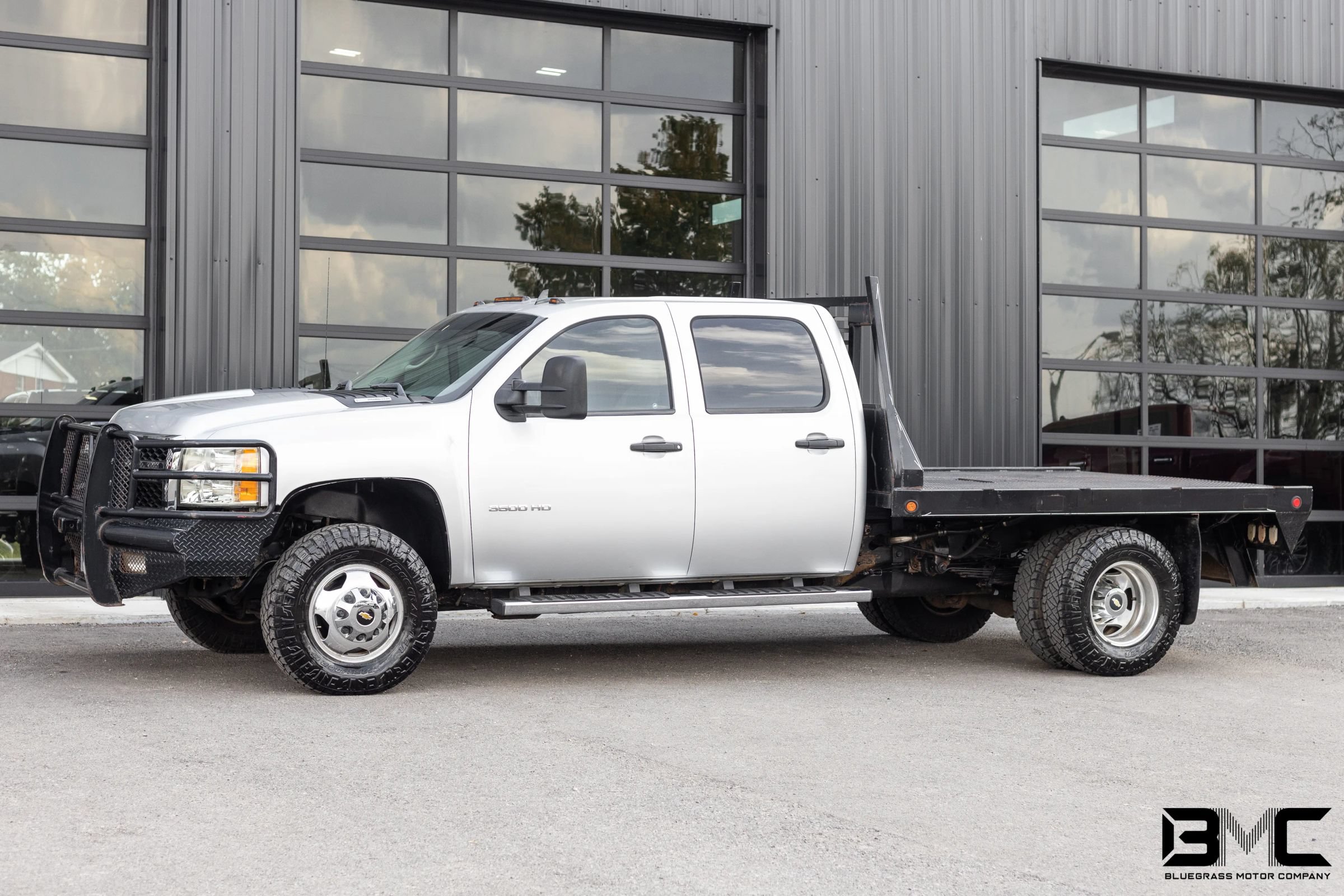 Used 2013 Chevrolet Silverado 3500 LT w/ Interior Plus Package AWD/4WD image 3