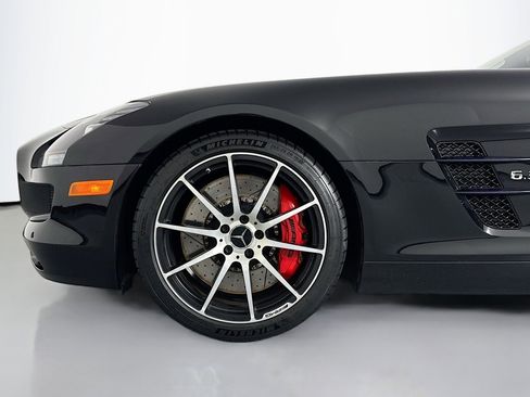 Used 2014 Mercedes-Benz SLS AMG GT Coupe image 12